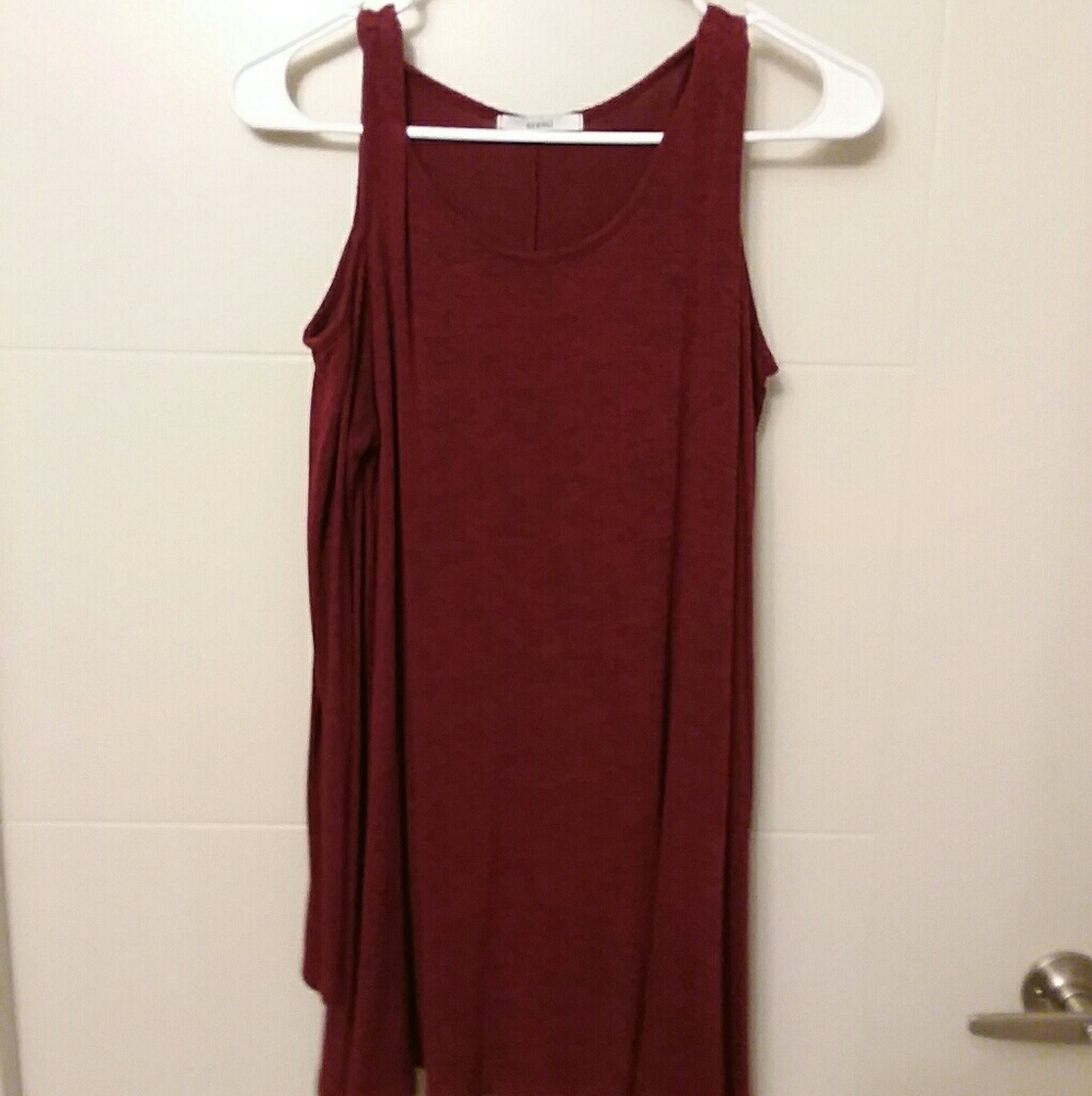 long sleeve top with cutout shoulders